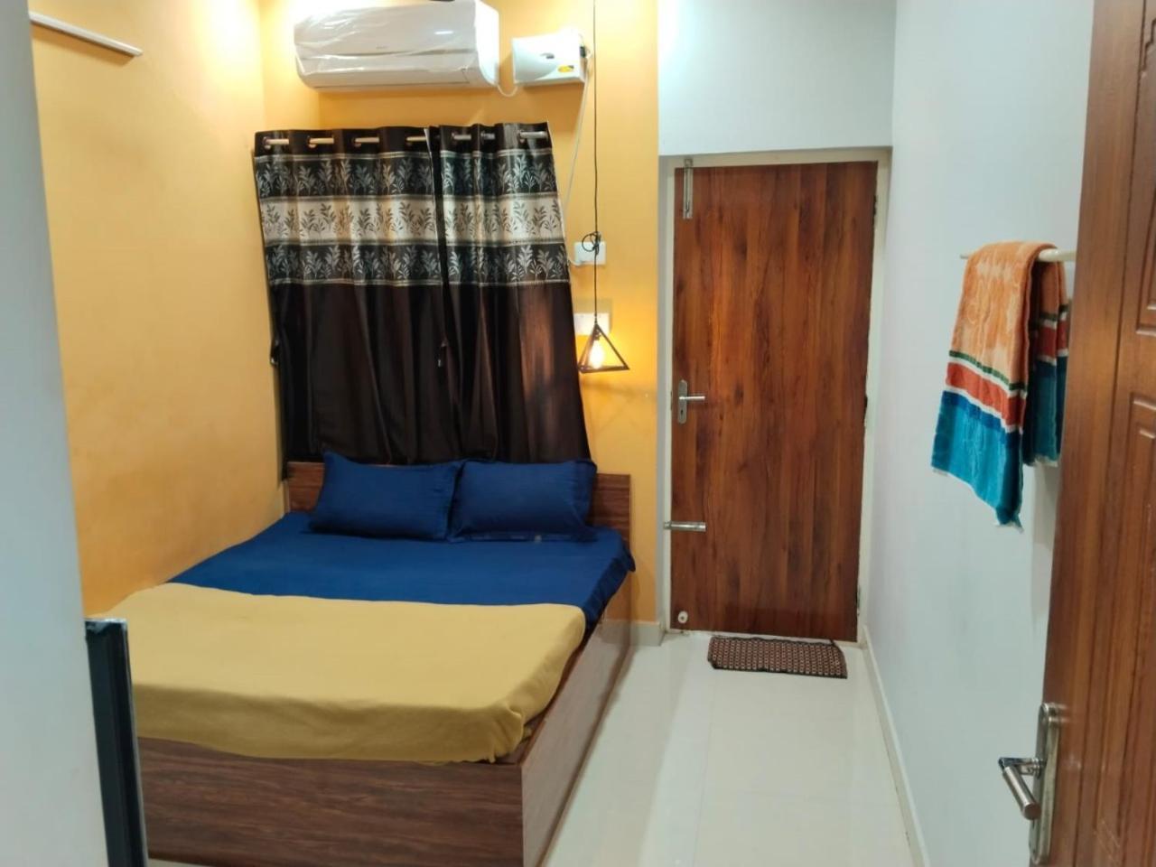 Asshappystayinn Hotel Tiruchirappalli エクステリア 写真