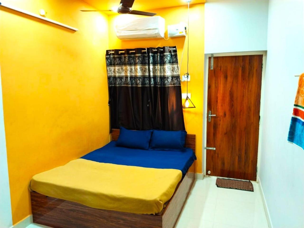 Asshappystayinn Hotel Tiruchirappalli エクステリア 写真