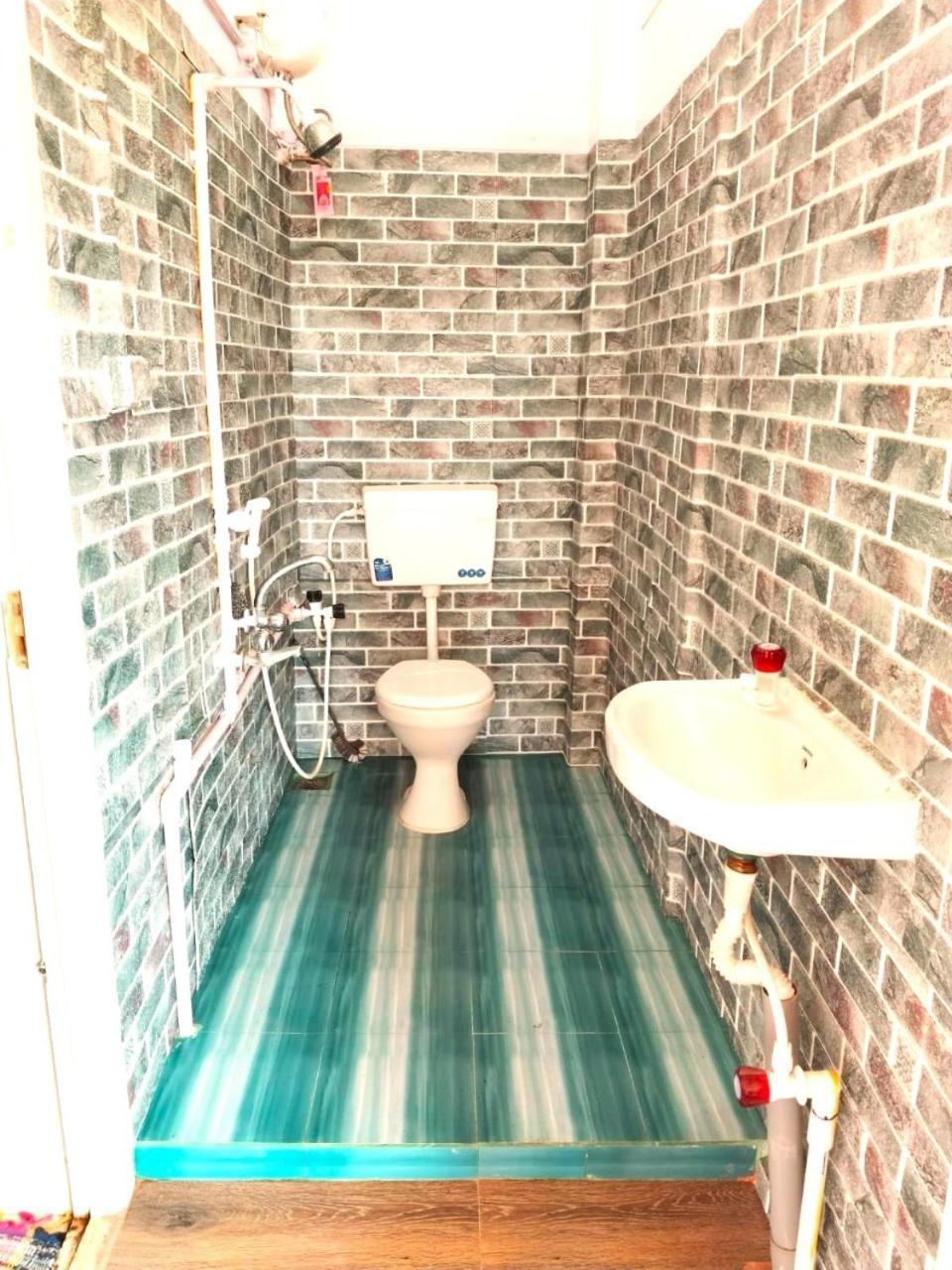 Asshappystayinn Hotel Tiruchirappalli エクステリア 写真
