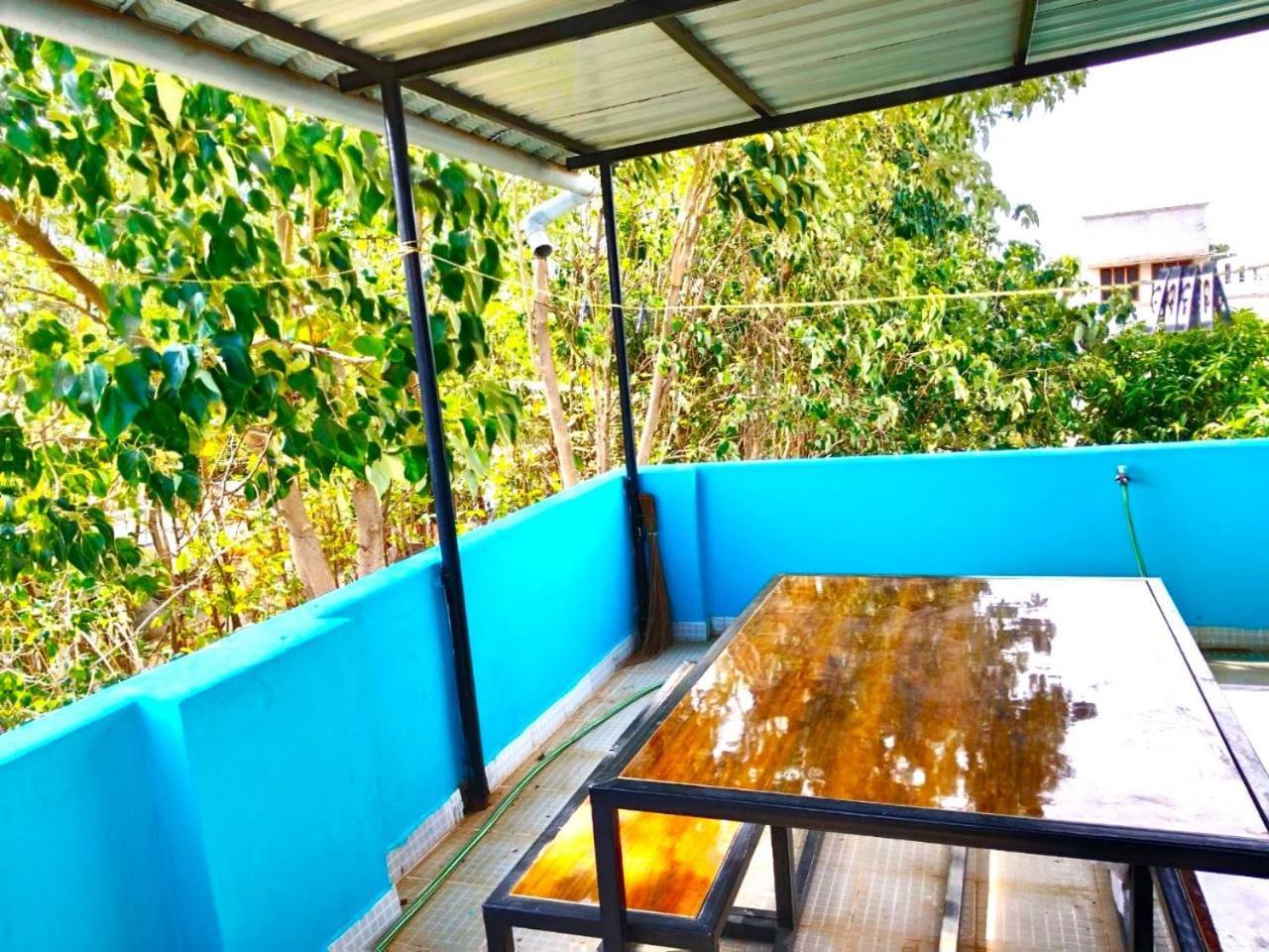 Asshappystayinn Hotel Tiruchirappalli エクステリア 写真